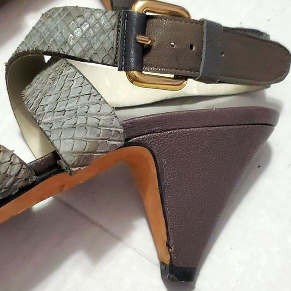 Joy & Peace Gray Textured Snakeskin Leather Crossed Strappy Sandals - Picture 5 of 11